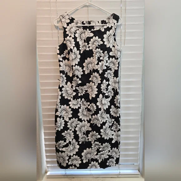 Charter Club Black and White Strapless Floral Sheath Dress - Picture 1 of 4